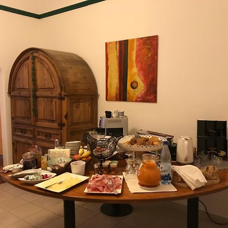 Vivo-Vino Bed and Breakfast Weisenheim am Sand Exteriör bild